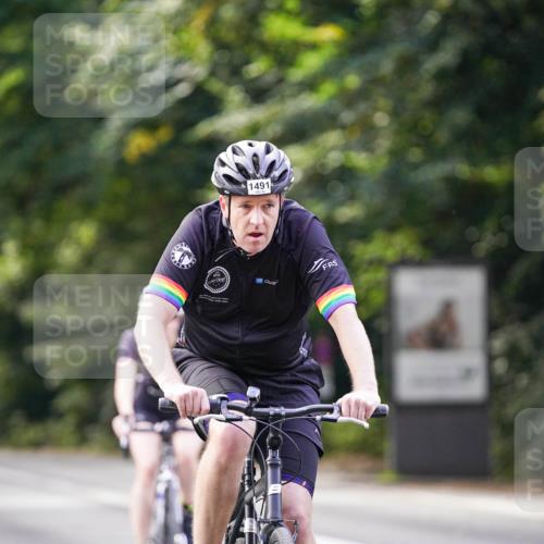 14.09.2025 - Stadtparktriathlon Michael Burmester http://msf.ph/oto/8906317 14.09.2025 13:23:03 Radfahren 1451, 1481, 1491, 1612 meine-sportfotos.de