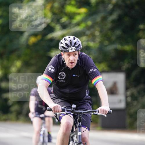 14.09.2025 - Stadtparktriathlon Michael Burmester http://msf.ph/oto/8906319 14.09.2025 13:23:03 Radfahren 1451, 1481, 1491, 1612 meine-sportfotos.de