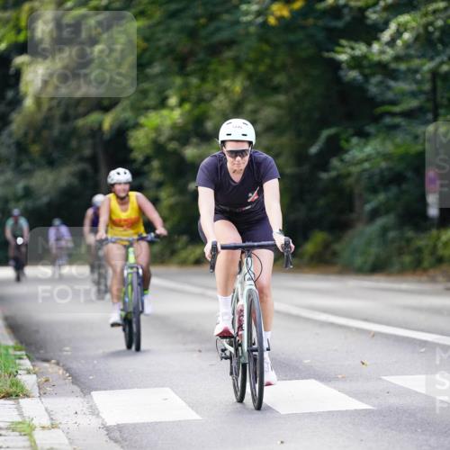 14.09.2025 - Stadtparktriathlon Michael Burmester http://msf.ph/oto/8906344 14.09.2025 13:23:14 Radfahren 1446, 1456, 1529, 1584 meine-sportfotos.de