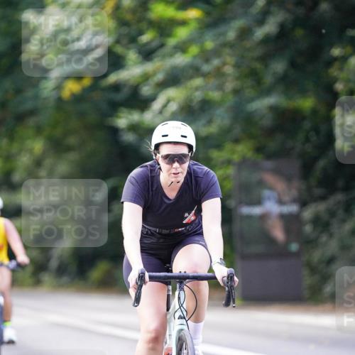 14.09.2025 - Stadtparktriathlon Michael Burmester http://msf.ph/oto/8906346 14.09.2025 13:23:15 Radfahren 1446, 1456, 1529, 1584 meine-sportfotos.de