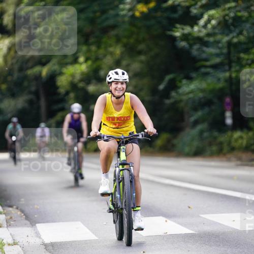 14.09.2025 - Stadtparktriathlon Michael Burmester http://msf.ph/oto/8906348 14.09.2025 13:23:16 Radfahren 1446, 1456, 1529, 1584 meine-sportfotos.de