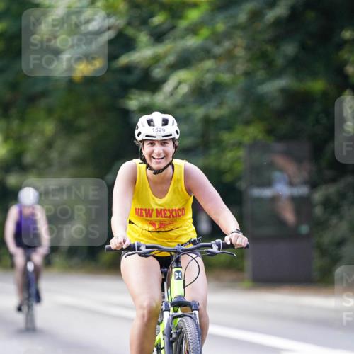 14.09.2025 - Stadtparktriathlon Michael Burmester http://msf.ph/oto/8906350 14.09.2025 13:23:17 Radfahren 1446, 1456, 1529, 1584 meine-sportfotos.de