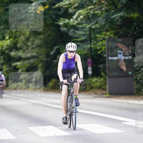14.09.2025 - Stadtparktriathlon Michael Burmester http://msf.ph/oto/8906356 14.09.2025 13:23:18 Radfahren 1446, 1456, 1523, 1529, 1557, 1584 meine-sportfotos.de