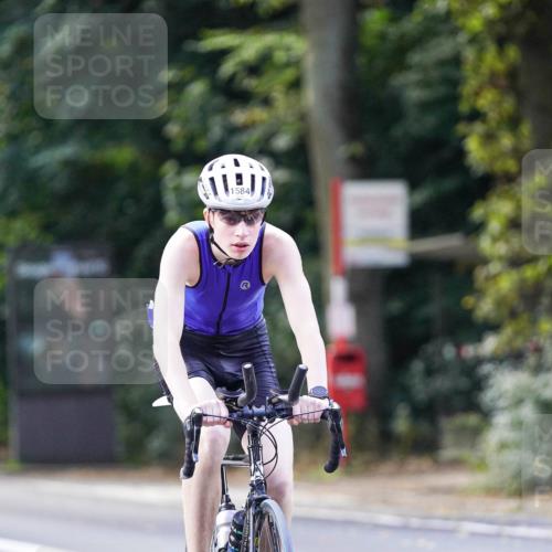 14.09.2025 - Stadtparktriathlon Michael Burmester http://msf.ph/oto/8906358 14.09.2025 13:23:19 Radfahren 1446, 1523, 1529, 1557, 1584 meine-sportfotos.de