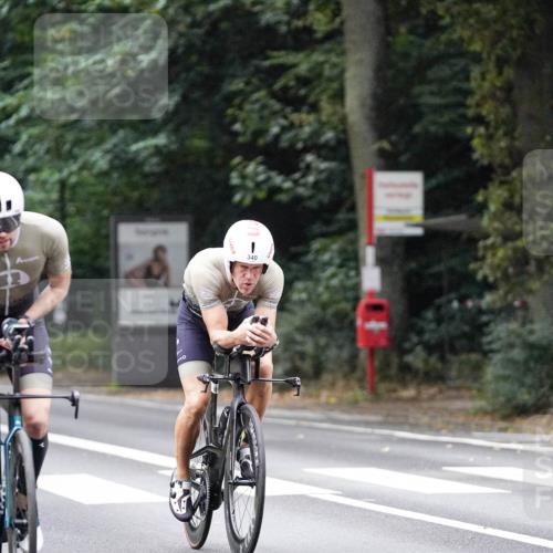 14.09.2025 - Stadtparktriathlon Michael Burmester http://msf.ph/oto/8906369 14.09.2025 09:08:43 Radfahren 318, 326, 339, 340, 342, 345, 347, 363, 365, 370, 383, 392, 410, 418, 437 meine-sportfotos.de