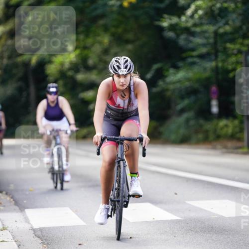 14.09.2025 - Stadtparktriathlon Michael Burmester http://msf.ph/oto/8906389 14.09.2025 13:23:38 Radfahren 1425, 1455, 1542, 1563, 1570, 1574 meine-sportfotos.de