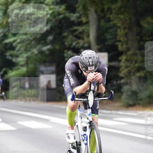 14.09.2025 - Stadtparktriathlon Michael Burmester http://msf.ph/oto/8906390 14.09.2025 09:08:47 Radfahren 318, 339, 340, 342, 347, 365, 392, 410, 437 meine-sportfotos.de