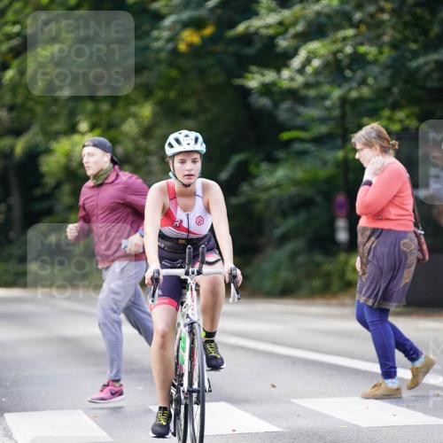 14.09.2025 - Stadtparktriathlon Michael Burmester http://msf.ph/oto/8906399 14.09.2025 13:23:44 Radfahren 1455, 1570, 1574 meine-sportfotos.de