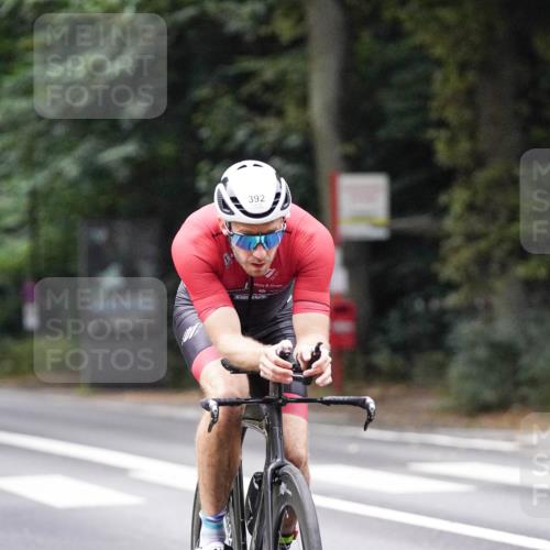 14.09.2025 - Stadtparktriathlon Michael Burmester http://msf.ph/oto/8906400 14.09.2025 09:08:50 Radfahren 342, 365, 392, 410, 437 meine-sportfotos.de