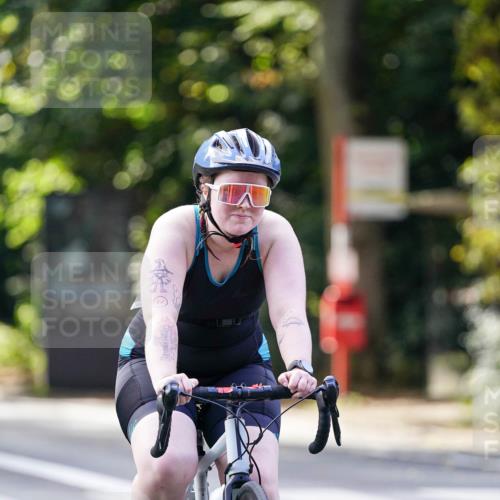 14.09.2025 - Stadtparktriathlon Michael Burmester http://msf.ph/oto/8906416 14.09.2025 13:24:05 Radfahren 1330, 1429, 1441, 1506, 1606, 1615 meine-sportfotos.de