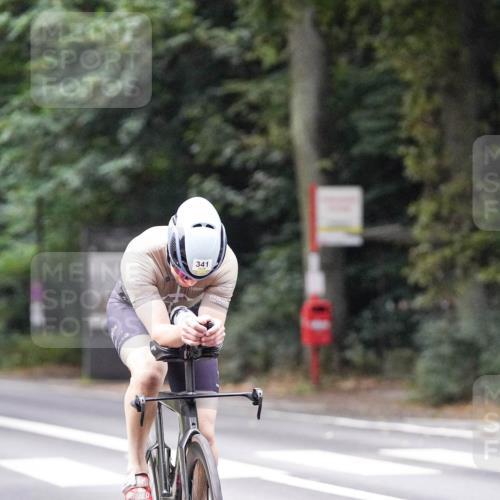 14.09.2025 - Stadtparktriathlon Michael Burmester http://msf.ph/oto/8906420 14.09.2025 09:09:15 Radfahren 341, 353, 379 meine-sportfotos.de
