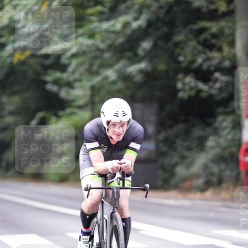 14.09.2025 - Stadtparktriathlon Michael Burmester http://msf.ph/oto/8906424 14.09.2025 09:09:21 Radfahren 337, 349, 361, 376, 379, 398, 451 meine-sportfotos.de