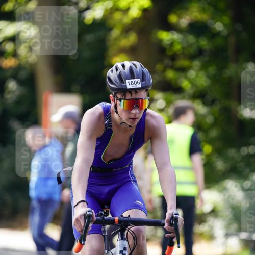 14.09.2025 - Stadtparktriathlon Michael Burmester http://msf.ph/oto/8906427 14.09.2025 13:24:09 Radfahren 1429, 1441, 1506, 1531, 1606, 1615 meine-sportfotos.de