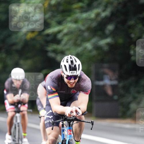 14.09.2025 - Stadtparktriathlon Michael Burmester http://msf.ph/oto/8906434 14.09.2025 09:09:25 Radfahren 337, 349, 354, 361, 376, 379, 398, 451 meine-sportfotos.de
