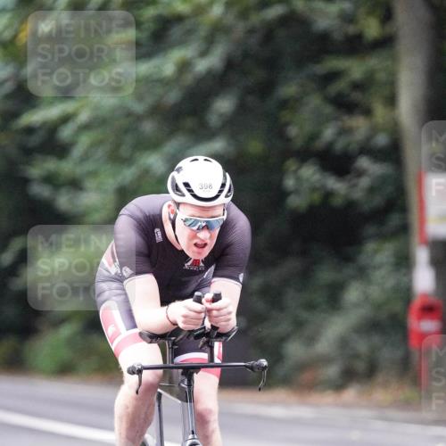 14.09.2025 - Stadtparktriathlon Michael Burmester http://msf.ph/oto/8906445 14.09.2025 09:09:28 Radfahren 337, 349, 354, 361, 376, 398, 451 meine-sportfotos.de