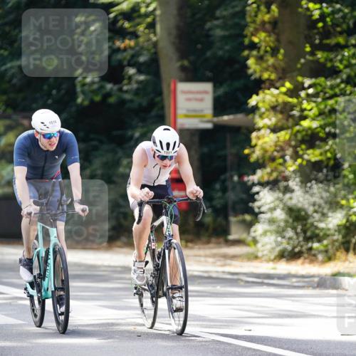 14.09.2025 - Stadtparktriathlon Michael Burmester http://msf.ph/oto/8906468 14.09.2025 13:24:43 Radfahren 1488, 1499, 1510, 1518, 1543, 1545, 1551, 1554, 1593 meine-sportfotos.de
