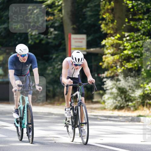 14.09.2025 - Stadtparktriathlon Michael Burmester http://msf.ph/oto/8906470 14.09.2025 13:24:44 Radfahren 1488, 1499, 1510, 1518, 1543, 1545, 1551, 1554, 1593 meine-sportfotos.de