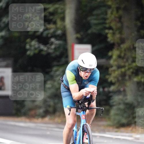 14.09.2025 - Stadtparktriathlon Michael Burmester http://msf.ph/oto/8906493 14.09.2025 09:10:05 Radfahren 311, 315, 328, 348, 350, 357, 387, 413, 414 meine-sportfotos.de