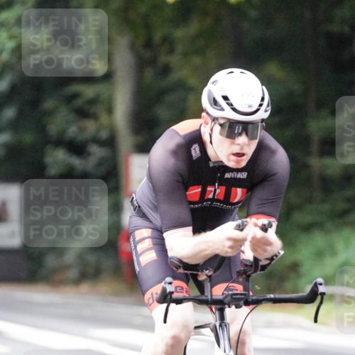 14.09.2025 - Stadtparktriathlon Michael Burmester http://msf.ph/oto/8906505 14.09.2025 09:10:07 Radfahren 311, 315, 328, 348, 350, 357, 387, 391, 413, 414 meine-sportfotos.de