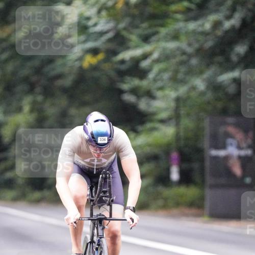 14.09.2025 - Stadtparktriathlon Michael Burmester http://msf.ph/oto/8906530 14.09.2025 09:10:22 Radfahren 336 meine-sportfotos.de