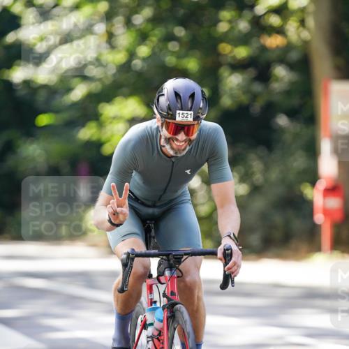 14.09.2025 - Stadtparktriathlon Michael Burmester http://msf.ph/oto/8906535 14.09.2025 13:25:18 Radfahren 1442, 1462, 1479, 1521, 1568, 1586, 1609 meine-sportfotos.de