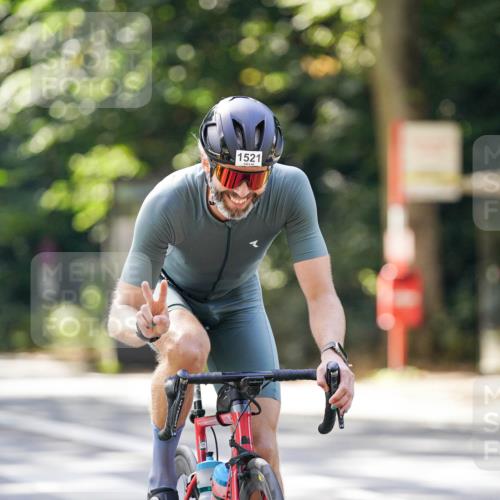 14.09.2025 - Stadtparktriathlon Michael Burmester http://msf.ph/oto/8906537 14.09.2025 13:25:18 Radfahren 1442, 1462, 1479, 1521, 1568, 1586, 1609 meine-sportfotos.de