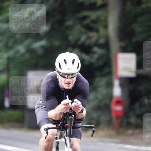 14.09.2025 - Stadtparktriathlon Michael Burmester http://msf.ph/oto/8906556 14.09.2025 09:10:36 Radfahren 303, 319, 325, 367, 369, 372, 395, 420 meine-sportfotos.de