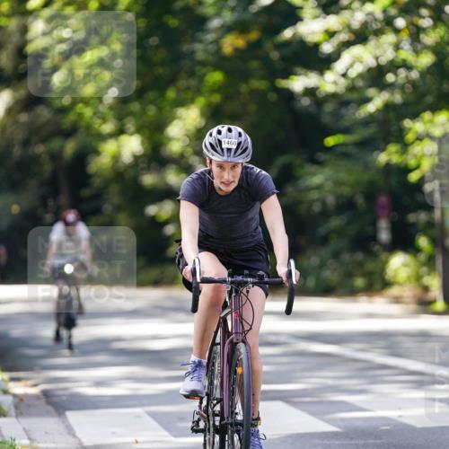 14.09.2025 - Stadtparktriathlon Michael Burmester http://msf.ph/oto/8906559 14.09.2025 13:25:28 Radfahren 1442, 1443, 1460, 1462, 1553, 1609 meine-sportfotos.de