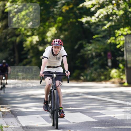 14.09.2025 - Stadtparktriathlon Michael Burmester http://msf.ph/oto/8906565 14.09.2025 13:25:31 Radfahren 1443, 1460, 1462, 1517, 1553 meine-sportfotos.de
