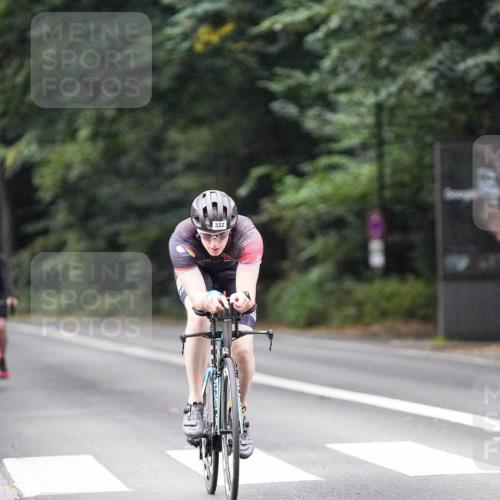 14.09.2025 - Stadtparktriathlon Michael Burmester http://msf.ph/oto/8906582 14.09.2025 09:10:47 Radfahren 319, 322, 367, 369, 382, 395, 415, 421, 435 meine-sportfotos.de