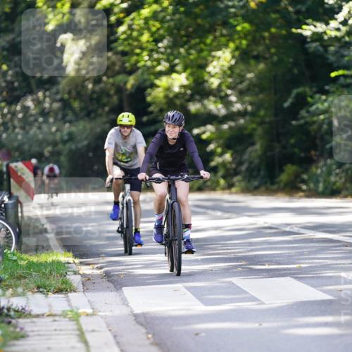 14.09.2025 - Stadtparktriathlon Michael Burmester http://msf.ph/oto/8906605 14.09.2025 13:25:58 Radfahren 1427, 1472, 1498, 1522, 1546, 1598 meine-sportfotos.de