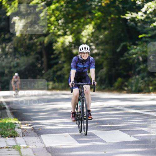 14.09.2025 - Stadtparktriathlon Michael Burmester http://msf.ph/oto/8906616 14.09.2025 13:26:10 Radfahren 1454, 1583, 1611 meine-sportfotos.de