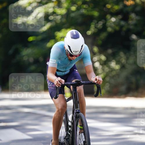 14.09.2025 - Stadtparktriathlon Michael Burmester http://msf.ph/oto/8906627 14.09.2025 13:26:22 Radfahren 1484, 1515, 1534, 1541, 1605, 1611 meine-sportfotos.de