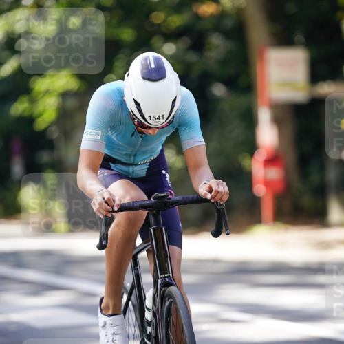 14.09.2025 - Stadtparktriathlon Michael Burmester http://msf.ph/oto/8906628 14.09.2025 13:26:22 Radfahren 1484, 1515, 1534, 1541, 1605, 1611 meine-sportfotos.de