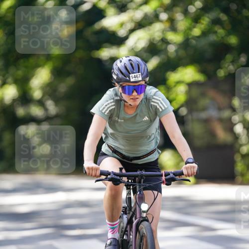14.09.2025 - Stadtparktriathlon Michael Burmester http://msf.ph/oto/8906651 14.09.2025 13:26:33 Radfahren 1467, 1515, 1534, 1620 meine-sportfotos.de