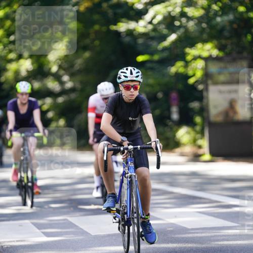 14.09.2025 - Stadtparktriathlon Michael Burmester http://msf.ph/oto/8906661 14.09.2025 13:26:48 Radfahren 1447, 1448, 1494, 1526, 1558, 1589, 1591 meine-sportfotos.de