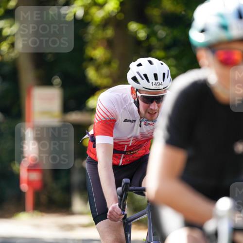 14.09.2025 - Stadtparktriathlon Michael Burmester http://msf.ph/oto/8906668 14.09.2025 13:26:50 Radfahren 1436, 1447, 1448, 1494, 1526, 1558, 1587, 1589, 1591 meine-sportfotos.de