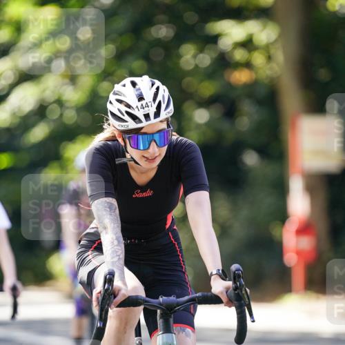 14.09.2025 - Stadtparktriathlon Michael Burmester http://msf.ph/oto/8906682 14.09.2025 13:26:56 Radfahren 1436, 1447, 1448, 1493, 1494, 1526, 1571, 1587, 1589, 1591 meine-sportfotos.de