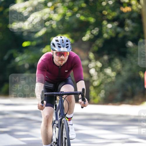 14.09.2025 - Stadtparktriathlon Michael Burmester http://msf.ph/oto/8906687 14.09.2025 13:26:58 Radfahren 1436, 1447, 1493, 1526, 1537, 1549, 1571, 1587, 1591 meine-sportfotos.de