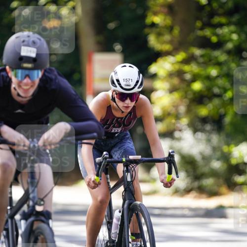 14.09.2025 - Stadtparktriathlon Michael Burmester http://msf.ph/oto/8906696 14.09.2025 13:27:04 Radfahren 1453, 1480, 1493, 1501, 1527, 1537, 1549, 1571, 1573, 1582 meine-sportfotos.de