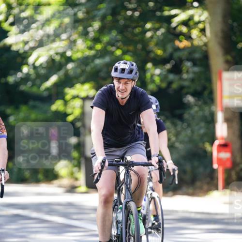 14.09.2025 - Stadtparktriathlon Michael Burmester http://msf.ph/oto/8906712 14.09.2025 13:27:11 Radfahren 1453, 1480, 1489, 1501, 1519, 1527, 1537, 1549, 1573, 1582 meine-sportfotos.de