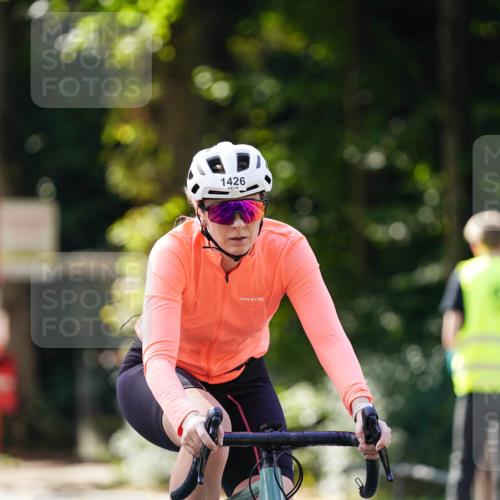14.09.2025 - Stadtparktriathlon Michael Burmester http://msf.ph/oto/8906734 14.09.2025 13:27:22 Radfahren 1426, 1431, 1513, 1581, 1607 meine-sportfotos.de