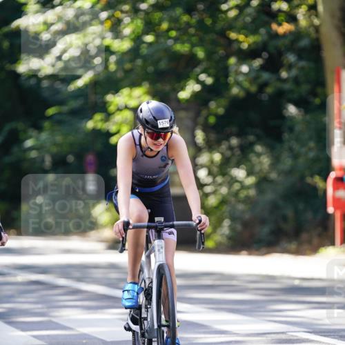 14.09.2025 - Stadtparktriathlon Michael Burmester http://msf.ph/oto/8906744 14.09.2025 13:27:36 Radfahren 1473, 1508, 1576 meine-sportfotos.de