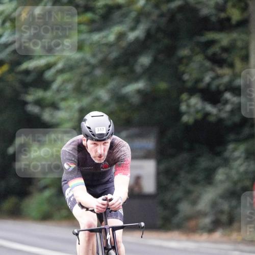 14.09.2025 - Stadtparktriathlon Michael Burmester http://msf.ph/oto/8906745 14.09.2025 09:12:02 Radfahren 307, 317, 331, 402, 412 meine-sportfotos.de