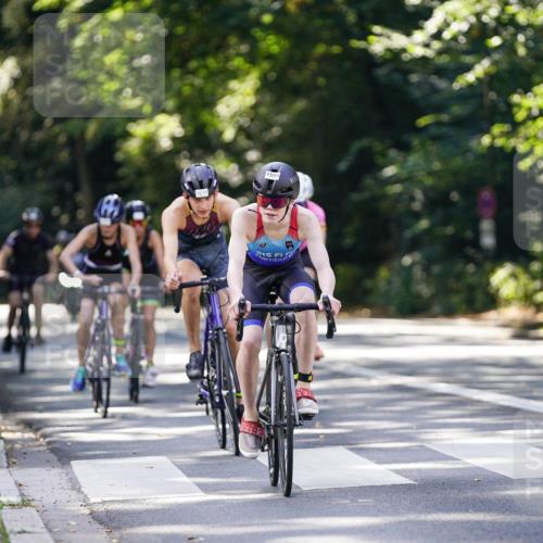 14.09.2025 - Stadtparktriathlon Michael Burmester http://msf.ph/oto/8906752 14.09.2025 13:27:48 Radfahren 1476, 1556, 1579, 1596, 1603, 1618 meine-sportfotos.de