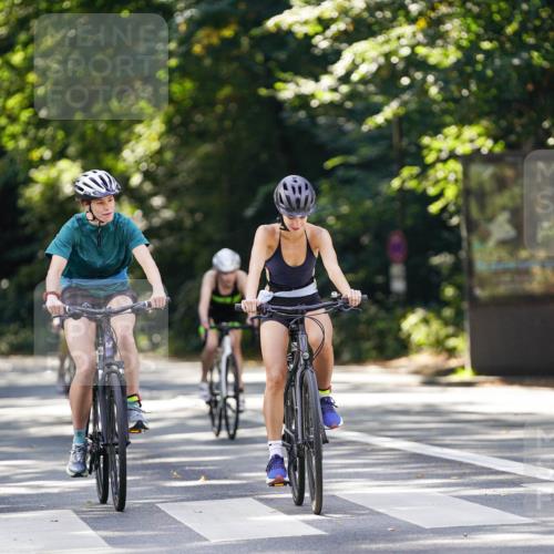 14.09.2025 - Stadtparktriathlon Michael Burmester http://msf.ph/oto/8906782 14.09.2025 13:28:16 Radfahren 1422, 1438, 1439, 1538, 1539, 1578, 1616 meine-sportfotos.de