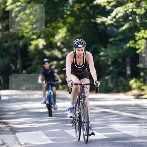 14.09.2025 - Stadtparktriathlon Michael Burmester http://msf.ph/oto/8906796 14.09.2025 13:28:26 Radfahren 1450, 1539, 1594, 1601, 1616, 1617 meine-sportfotos.de