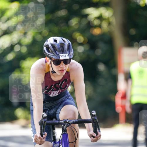 14.09.2025 - Stadtparktriathlon Michael Burmester http://msf.ph/oto/8906816 14.09.2025 13:28:40 Radfahren 1547, 1580, 1604, 1617 meine-sportfotos.de