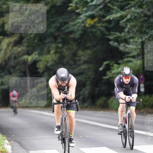 14.09.2025 - Stadtparktriathlon Michael Burmester http://msf.ph/oto/8906853 14.09.2025 09:14:02 Radfahren 333, 366, 368, 419 meine-sportfotos.de