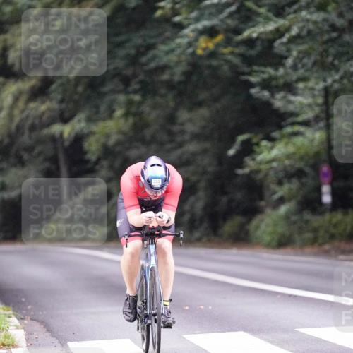 14.09.2025 - Stadtparktriathlon Michael Burmester http://msf.ph/oto/8906863 14.09.2025 09:14:08 Radfahren 333, 366, 419 meine-sportfotos.de